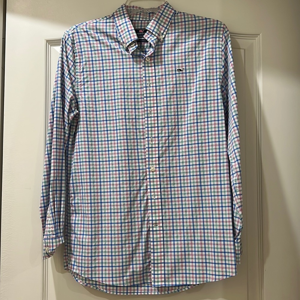 Vineyard Vines performance whale shirt L